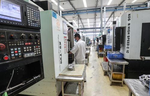 新能源与人工智能双轮驱动 肇庆汽配产业转型升级之路